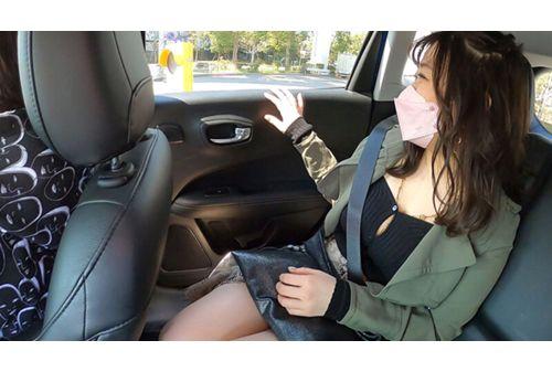 SROB-022 Amateur Matching EX: Catch A Gal In A Luxury Foreign Car. Screenshot