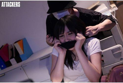 SHKD-731 Beauty Caster Anal Torture Gangbang Onodera Risa Screenshot