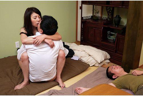 NASK-251 Wives Who Engage In Adulterous Sex While Their Husbands Sleep Screenshot 7