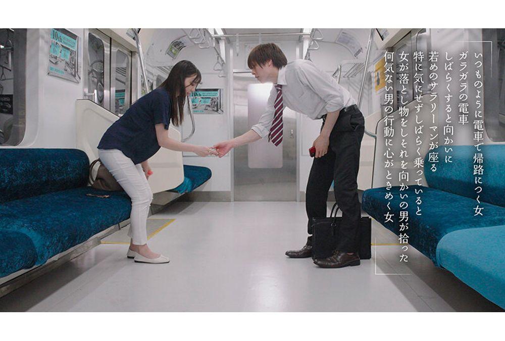MOON-056 The Last Kiss Train: Kissing A Beautiful Woman Over And Over Again In An Empty Train Car. - Yuki Yoshizawa Screenshot 6