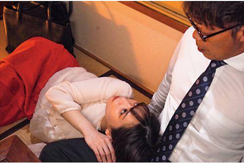 HZGD-228 Lost Paradise Intercourse-Repeated Secret Meetings, Deepening Love...Forbidden Adultery-Mayu Suzuki Screenshot 6