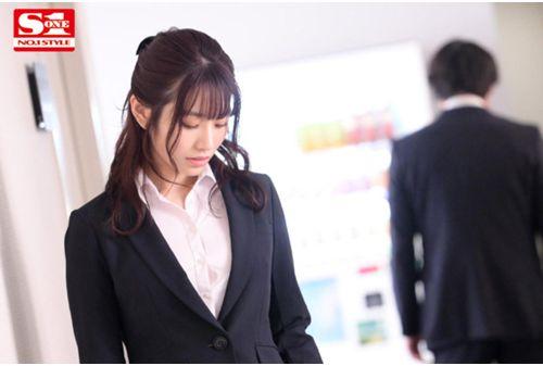 SSIS-586 A Middle-Aged Sexual Harassment Boss Who Despises Me On A Business Trip And Unexpectedly In A Shared Room ... I Was Unconsciously Feeling Unfaithful Sexual Intercourse That Continued Until Morning Ayaka Kawakita Screenshot