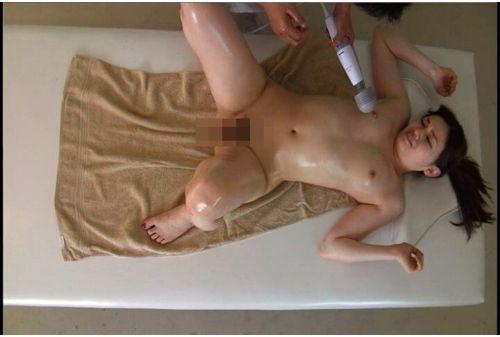 SPYE-297 Chiropractor Fornication Massage Special 14 Screenshot