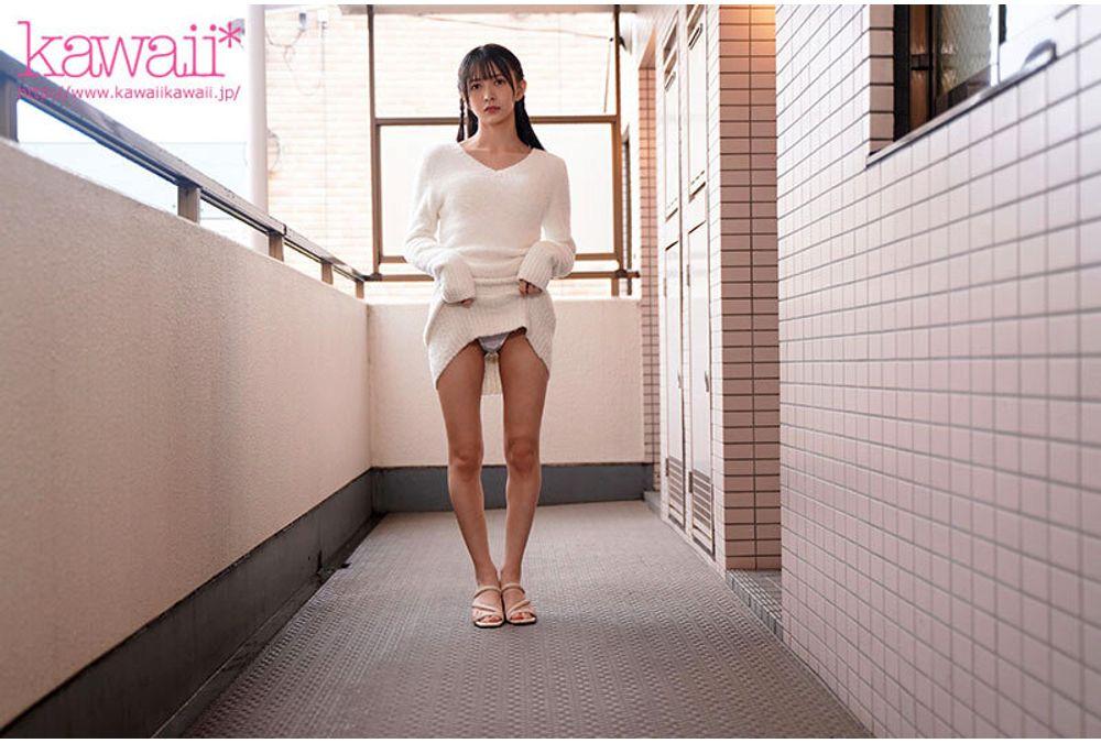 PFES-122 My Unsociable Neighbor, A College Girl, Is Unsociably Flashing Her Panties In The Hallway... Is She Horny? Izumi Yukimura Screenshot 4