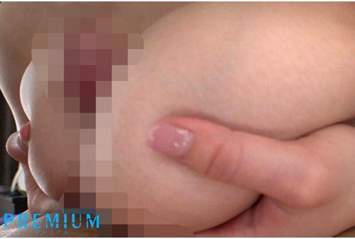 PBD-471 Karen Yuzuriha's Best Titjob Blowjob BEST! Get Milked By The Sexy Big Sister's Bouncy H Cup Breasts! Screenshot 6