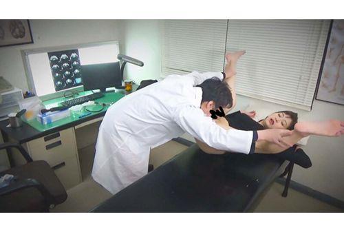 MBM-978 Non-fiction: 20 Women Who Were Trapped - Gynecological Examination - Screenshot 7