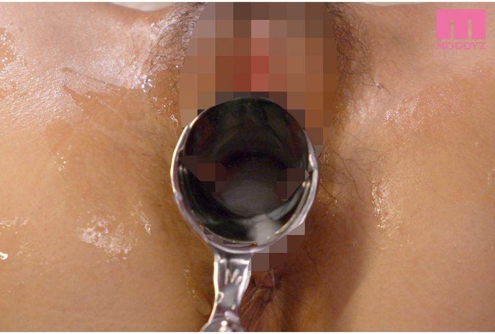 MIGD-632 Pies Dedicated Meat Urinal Luca Kanae Screenshot 6