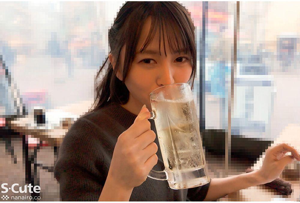 SQTE-711 This Girl Is Insane!! She Gets All Lovey-dovey When Drunk, A Kiss-loving Beautiful Girl Who Squirts During Sex - Yukimura Izuki Screenshot 11