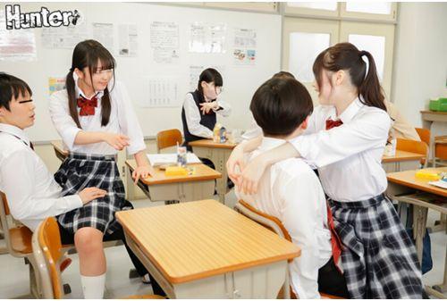HUNTB-319 "Can You Insert It Secretly? ] A Naughty Little Devil Classmate Girl Who Wants To Insert In A Long Skirt So As Not To Get Caught In The Classroom During Break Time! Commerce ● Enroll In School ... Screenshot