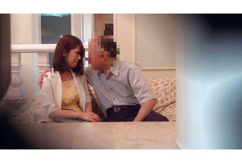 HEZ-175 Suburban Love Hotel Unfaithful Married Woman Voyeur Video Maebashi 12 People 4 Hours Screenshot