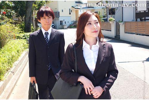 JUL-286 Yuko Shiraki, A Female Boss And A Rainy Day Staying At A Business Hotel On A Business Trip Screenshot