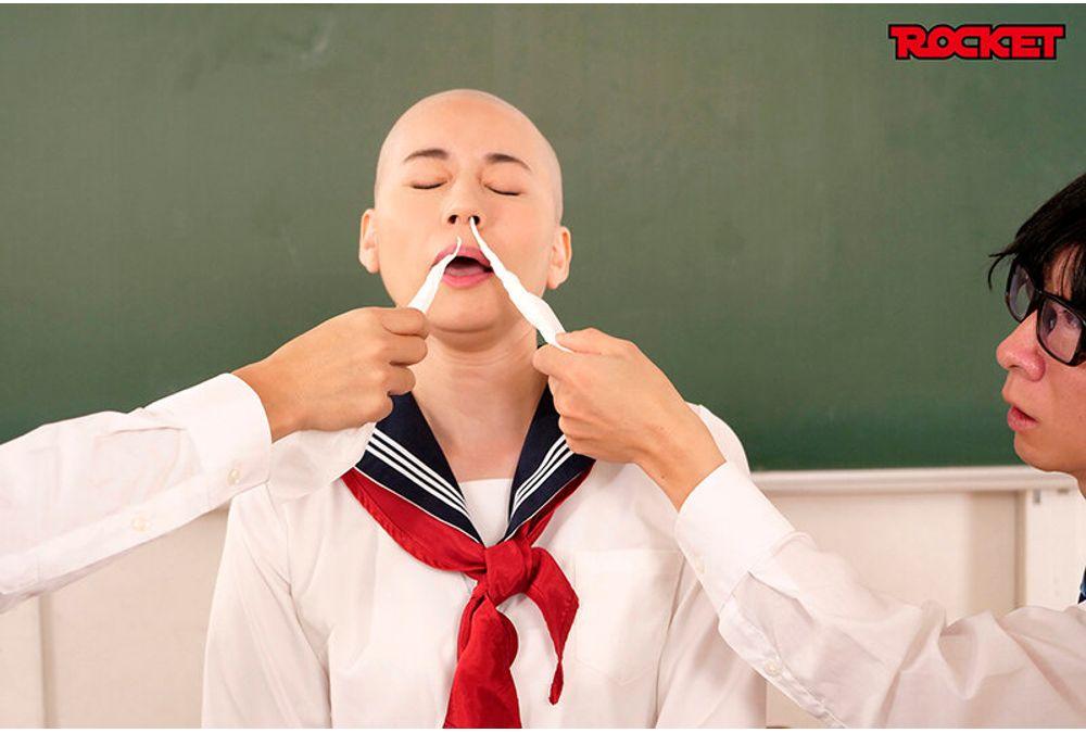 RCTD-731 The Ultimate Evolution Series Of Delusional Items: Humiliating Erotic Brainwashing App Spin-off - The Completely Shaved Head Edition ~As She Suffers The Misfortune Of Becoming Humiliatingly Bald And The Brainwashing Progresses, She Transforms Into A Woman Who Goes All Out In Shameful Acts~ Screenshot 7