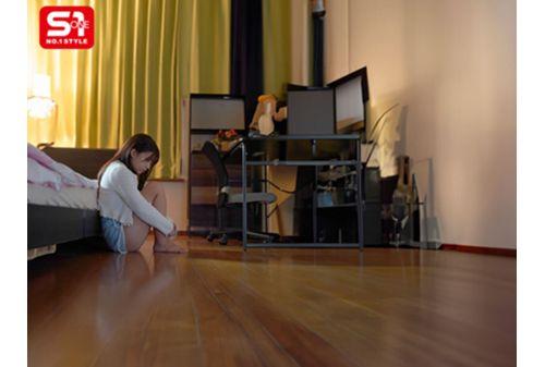 SONE-804 I'm A Schoolgirl Who Learned The Contradictory Orgasm From The Sexual Abuse Of My Beloved Stepfather. My Heart Is Torn Apart And My Pussy Is Wet... Kawagoe Niko Screenshot 5