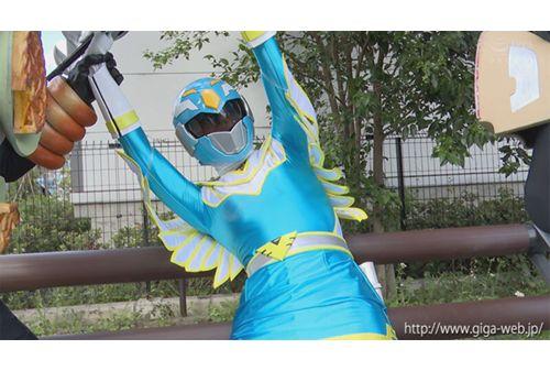 SPSC-42 Sexual Spirit Injection! Nakadashi Mask Tensho Sentai Wing Ranger Blue Wing Blue Bird With Plucked Wings Sengoku Monaka Screenshot