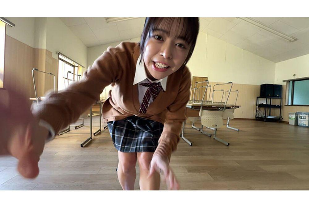 GEBB-052 I Found Some High-achieving, J-type Girls Taking Selfies And Exposing Themselves After School, So I Took Photos Of All Four Of Them. Screenshot 9