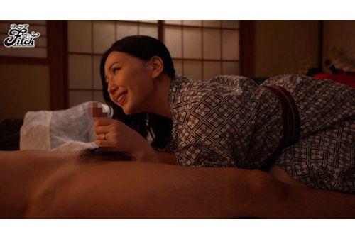 JUFE-440 Ai Sayama, Who Was Trained By A Married Female Teacher With Colossal Tits On A School Trip And Made A Vibe Screenshot