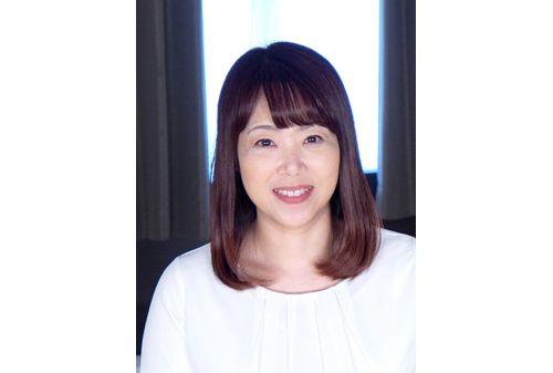TMRD-1297 Mature Woman's Dirty Secret: The Real Estate Agent Is Aroused By The Wife's Voluptuous Body... On The First Anniversary Of Her Death, The Widow Offers Her Ripe Private Parts To Her Late Husband's Boss. Screenshot 10