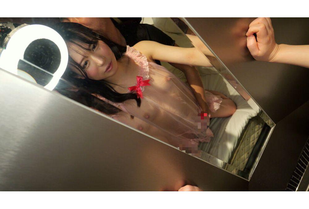 CEMD-875 No Acting Or Direction Whatsoever! A Full Day Of Candid Photos Of A Date That Will Make You Blush And Fall In Love - Part 12: Kikka Momozaki Screenshot 7