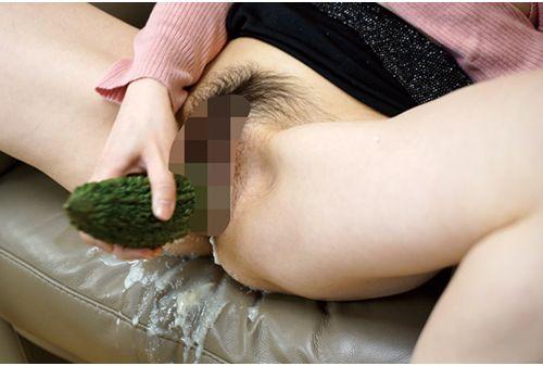 JKNK-118 I Can't Tell My Family! !! Housewife In Her 50s Who Has Inserted Extra-thick Vegetables Into Her Vagina ... 68% Screenshot