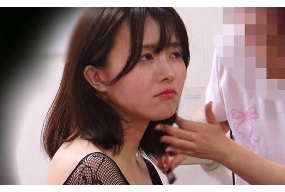 CMJU-002 Secretly Filmed On An AV Set #1. Machi Ikuno Gets Fucked For Free By The AV Director During A Break. Screenshot 10