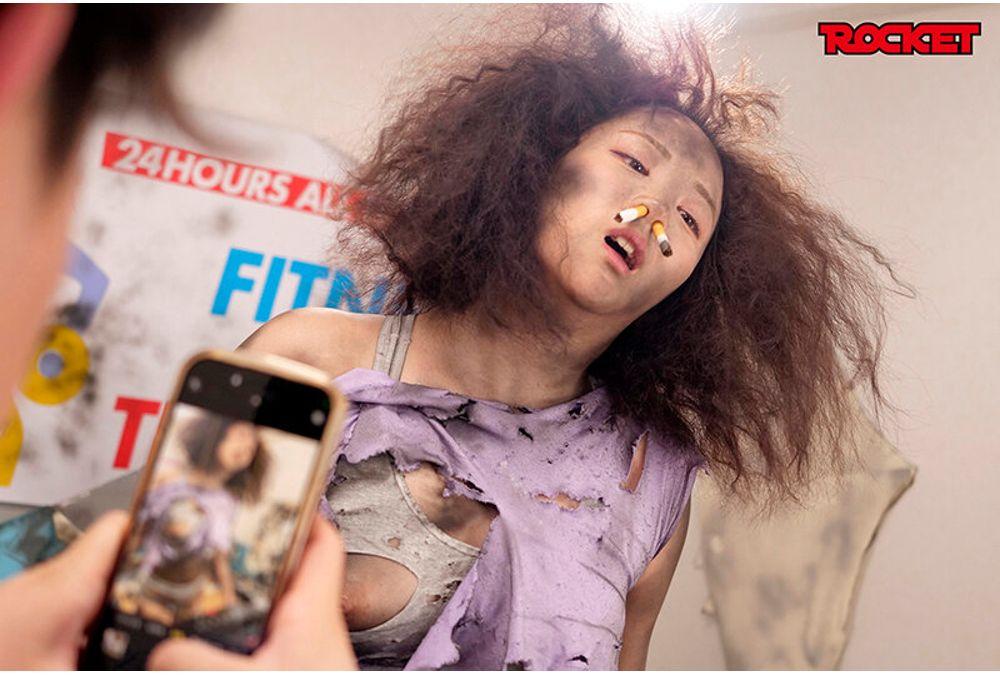 RCTD-683 ROCKET 17th Anniversary User Request Festival: Embarrassing Eroticism Returns! A Burnt, Explosive Woman Is More Embarrassing Than Nakedness Screenshot 10