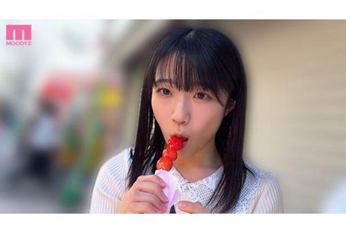 MIDA-175 First Time Staying Overnight With Just The Two Of Us. A Lively, Intense Sex Session With A Cute Guy Without Makeup. Kira Hoshi Screenshot 4