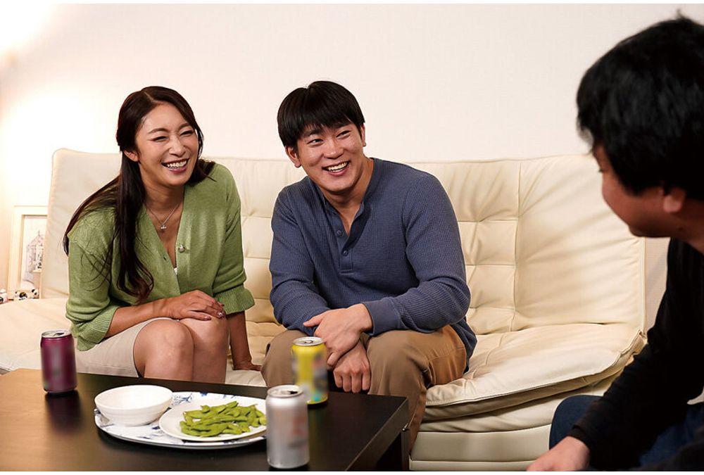 KSBJ-403 Reiko Kobayakawa, A Married Woman Who Was Creampied In Front Of Her Husband And Even Forced To Give A Cleaning Blowjob Screenshot 11