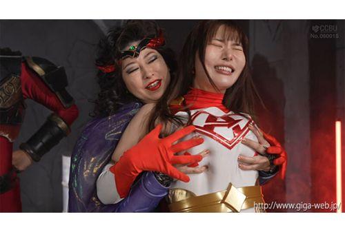 SPSD-36 Accel Girl Earthian ~ Crazy Beautiful Meat Hunt ~ Maya Sakura Screenshot 12