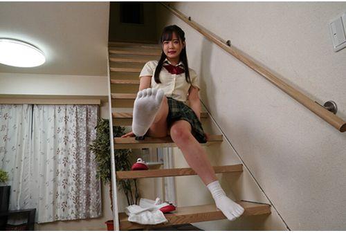 GUN-774 I Want To Lick The Soles Of Beautiful Women's Feet Until They Get Wet! Indoor Shoes Screenshot 10