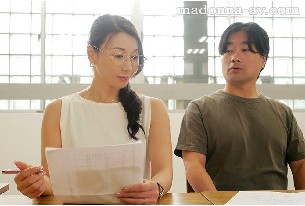 JUR-678 "Yu-kun, Dad, Let's Do Something Naughty Behind Your Wife's Back?" Ayano-san, Who Disrupts The PTA's Discipline, And Their Monthly Lewd Creampie Meeting. Ayano Kato Screenshot 7