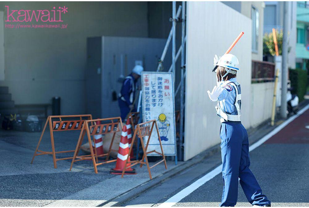 CAWD-947 The Youngest And Eroticest A-Cup Legal Lolita Traffic Guard In History AV Debut Shono Sora Screenshot 5
