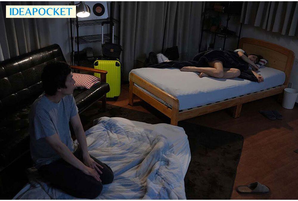 IPZZ-985 The Story Of How My Favorite Masochistic Girl From Kansai, Whom I Became Obsessed With, Ended Up Moving Into My Tokyo Apartment: A Bizarre Cohabitation Where My Prostate Cries With Pleasure - Mikoto Chio Screenshot 6
