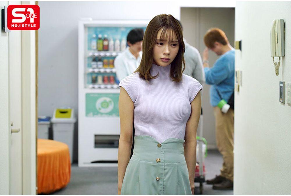 SNOS-251 A Rookie Sports Caster Is Assigned To A Popular Martial Artist By The Station, But She Can't Refuse... And Is Driven To The Brink Of Death By His Forceful, Screw-in Piston... Screenshot 6