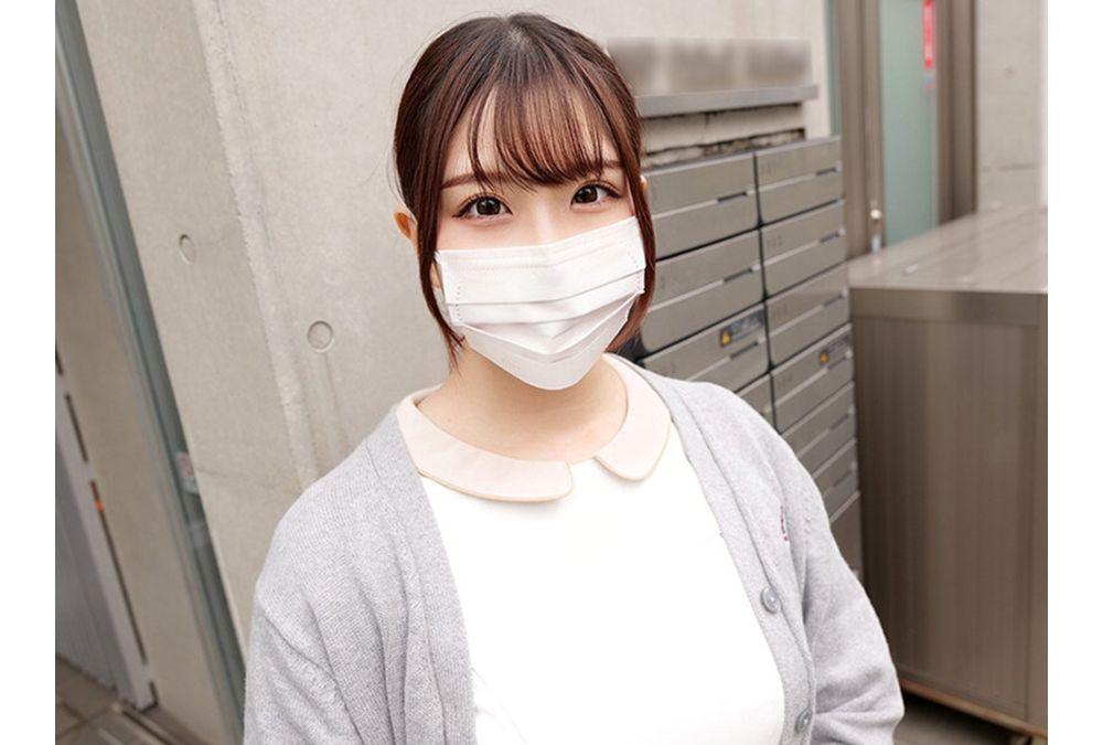 DVEH-084 Dental Hygienists Who Look Incredibly Beautiful In Their Masks, Lol. Would You Like To Steal A Virgin's First Kiss Under The Blue Sky?! They Remove Their Masks And Reveal Their Beautiful Faces, Staring At Him With A Super Intense French Kiss, Stealing His First Kiss And Leaving Him Super Turned On! They Forget About Work And Give The Virgin A Deep Kiss And A Raw Creampie. Screenshot 11