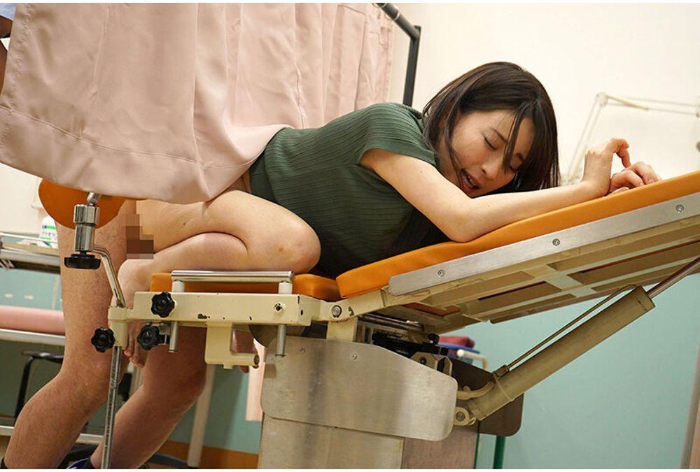 KAM-282 Perverted Gynecological Examination: A Wicked, Erotic Gynecologist Thoroughly Examines The Private Parts Of A Beautiful Wife Who Came In For A Checkup. 05 Screenshot 11