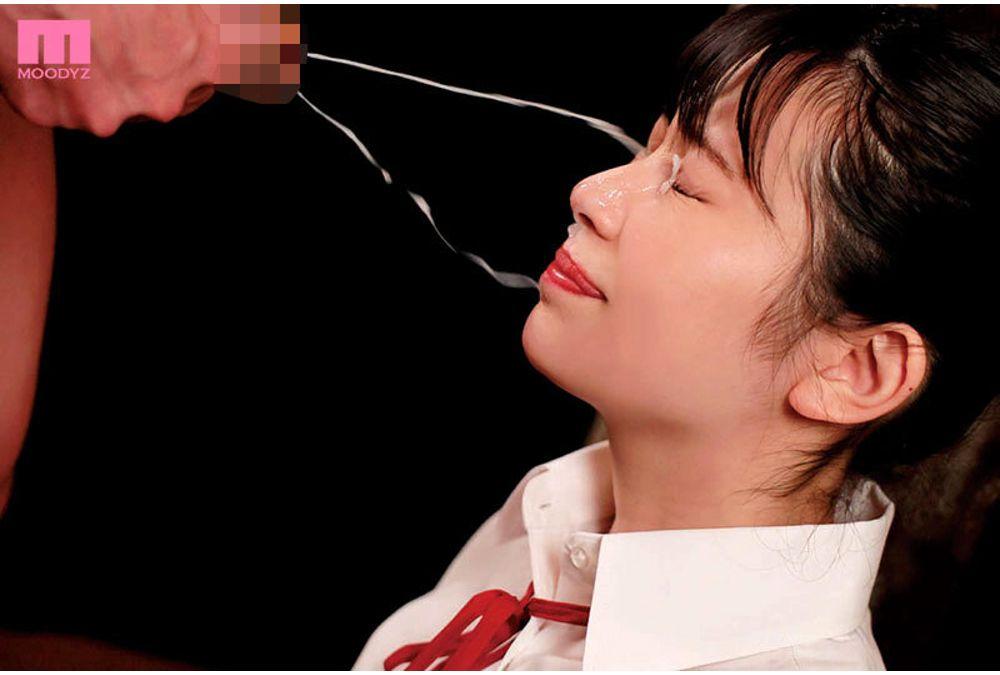 MIZD-553 Spray It All Over The Pretty Girl's Face! The Ultimate Laser Beam Facial Cumshot. Screenshot 8