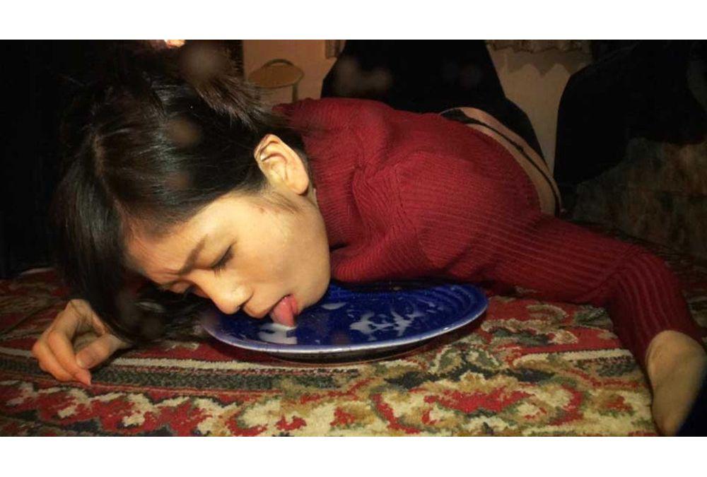 CBTB-001 Spectacle Breastfeeding Mom To Undergo Humiliation Exposed The Mystery Of Body Fluids To The Public Screenshot 6