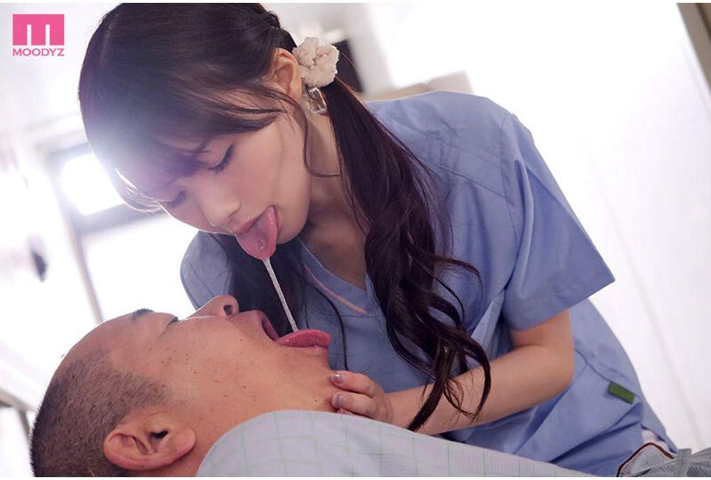 MIDA-636 Mucosal Service Department, Body Fluid Exchange Department, Tongue Licking And Cumming Inside, Rookie Nurse Izumi Momoka Screenshot 8
