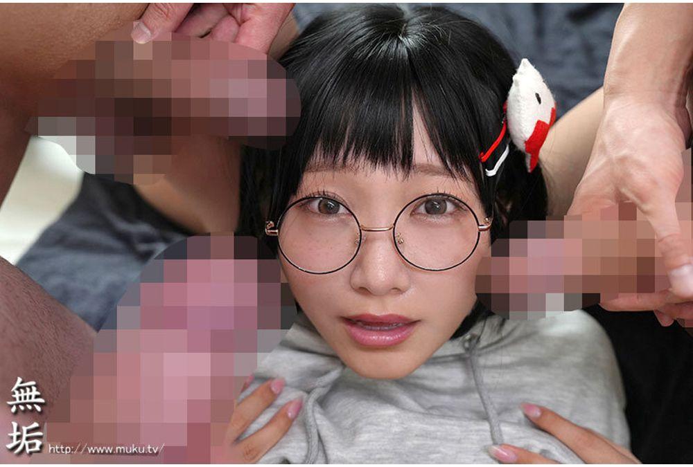 MUDR-399 We're Otaku Friends. A Chubby, Big-breasted, Freckled, Glasses-wearing Otaku Girl. For Our First Time, We Had A 4P With Our Otaku Friends And Came Like Crazy! Himesaki Hana Screenshot 13