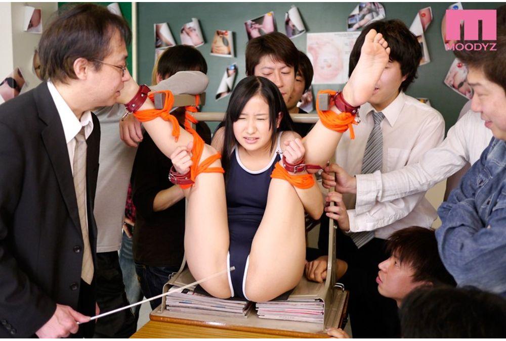 MIGD-590 Gangbang Ichinose Tin Out School Girls Human Body During Fixation Screenshot 6