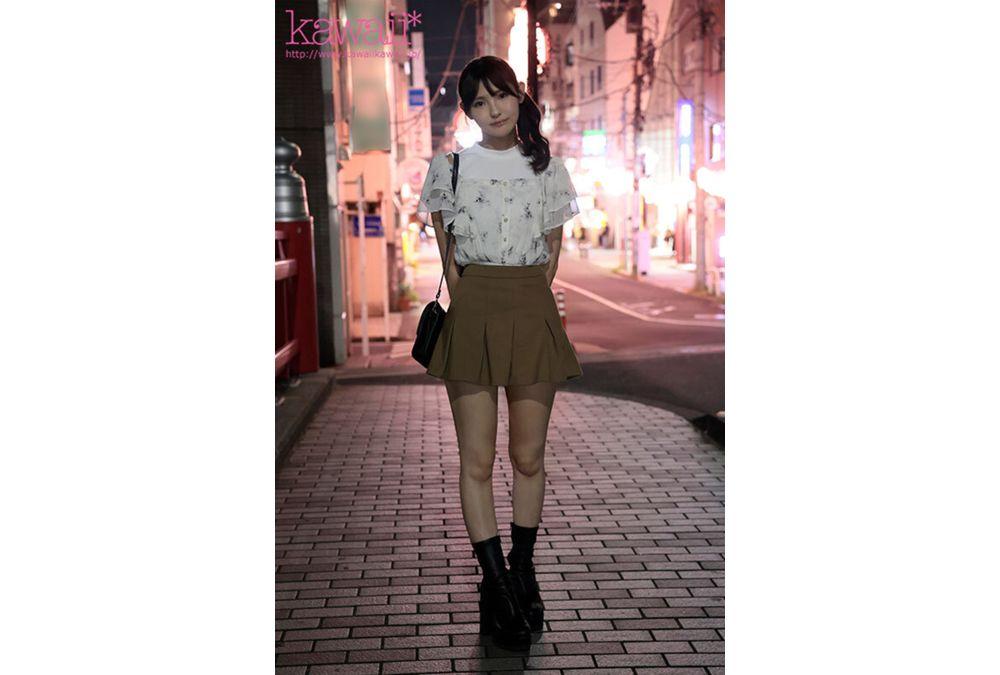 CAWD-942 The Cutest And Most Stylish Building Cleaner In Japan Makes Her AV Debut!? 54cm Waist, Beautiful Big Breasts, Kaede Koizumi (20) Adult Appearance Screenshot 14