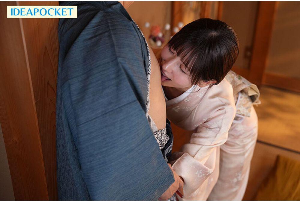 IPZZ-871 As The Key To The Revitalization Of A Long-established Inn, The Proprietress's Special "pink Plan," Limited To One Couple Per Day, Where She Personally Provides Unprotected Sex Services To Sexless Couples, Proved To Be A Huge Success, Showcasing Her Business Acumen! Sakura Momo Screenshot 8