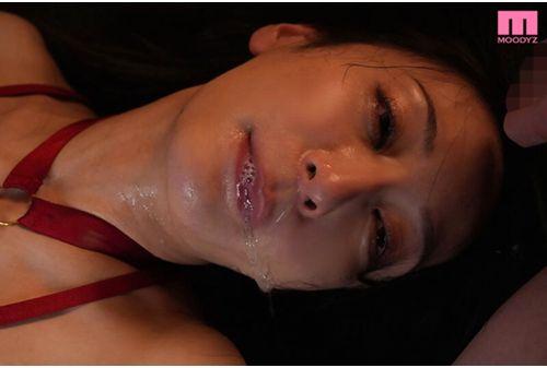 MIAB-500 Deep Throat Brutal Training Irama Crazy Pervert Masochistic Wife Throat Pounding Esophageal Pregnancy Yuri-san Screenshot 8