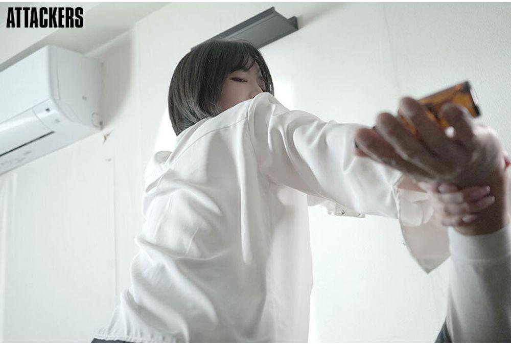 ADN-722 After Retiring From My Job As An Investigator, The Man Who Killed My Father Appeared Before My Beloved Daughter. I Was Violated By The Man I Hate Most In The World Until I Became Pregnant. Tsubaki Sannomiya Screenshot 6