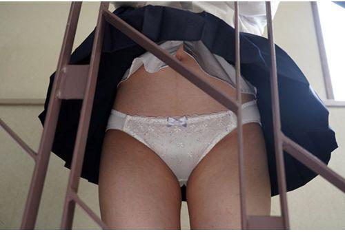 SW-820 Girls ○ Raw Lucky Skirt The Girls ○ Raw Skirts That You See Every Day Sway Fluffy In The Wind, And You Can See The White Skin That Should Be Hidden Behind The Skirt And The White Pants That Wrap Around The Thighs And Prep Butt! Screenshot