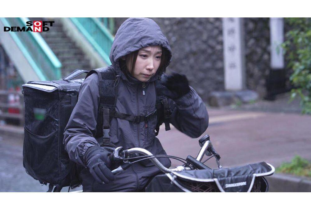 SDNM-556 Haruki Ranko, A 45-year-old Married Female Taxi Driver With 90,000 Followers Across Social Media, Makes Her AV Debut: "I Strive To Provide Courteous Service, But I Love Rough Extramarital Sex." Screenshot 11