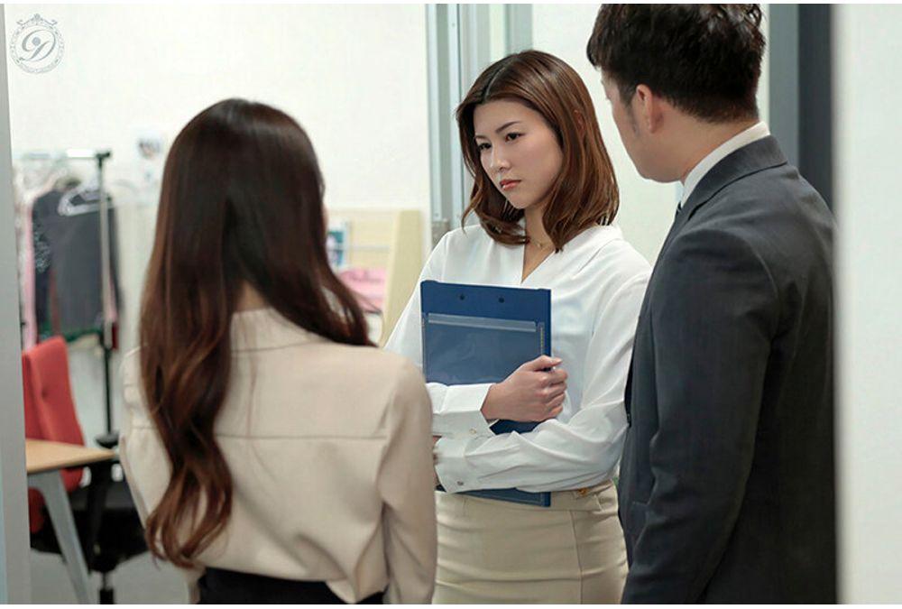 DLDSS-508 The Best First Collaboration: "Where Am I Assigned?" Two Of The Strongest Female Bosses Ever Compete For A Young New Employee - Naho Ozawa 2nd Anniversary X DAHLIA Renewal Commemoration - Naho Ozawa / Suzume Mino Screenshot 6