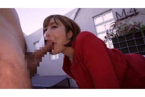 CEMD-691 No Bra Beautiful Big Breasts Bouncing Bouncing Boobs Date Ayumi Natsukawa Screenshot 12