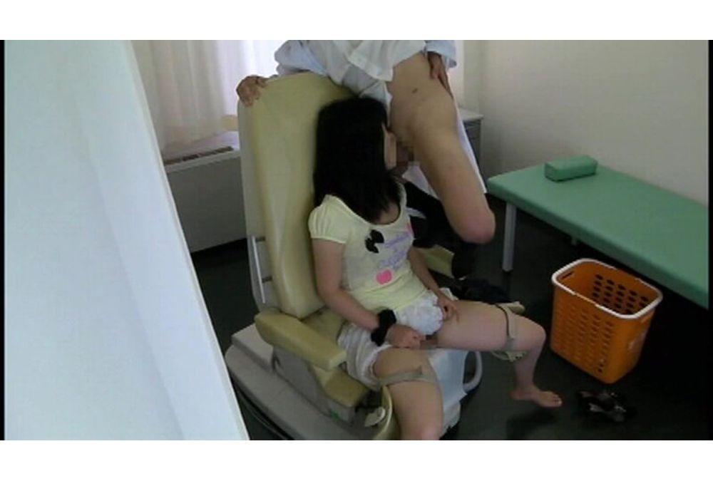 SPYE-304 Patient Hidden Camera Collection 5 Of An Unscrupulous Hospital Doctor Screenshot 10