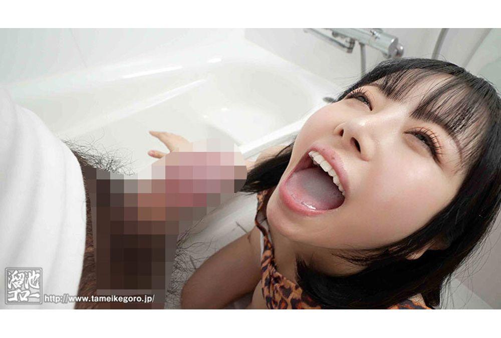 MFYD-065 She Meets A Young Man While Jogging And Brings Him Home For A Quick Blowjob! She Swallows His Cum With A Delicious Look On Her Face! This Sweaty, Plump, And Voluptuous Wife, Mei Mizuki Screenshot 4